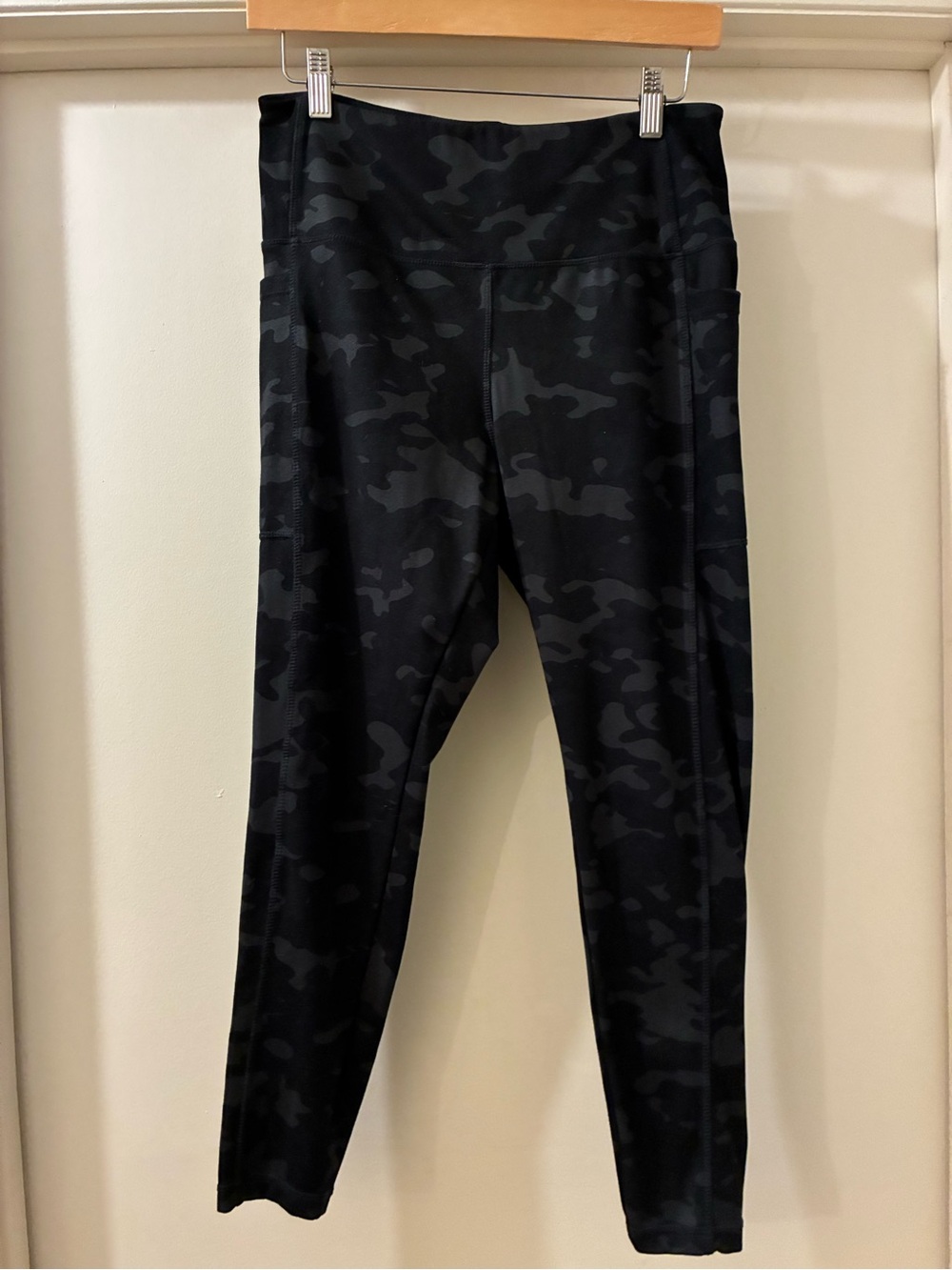 Danskin Black Camo Leggings for Women